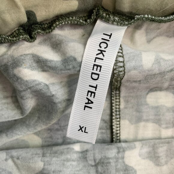 Tickled Teal Skirt sz XL Camo Camouflage Green Simple Pull on Knee Length 24" - Picture 6 of 9
